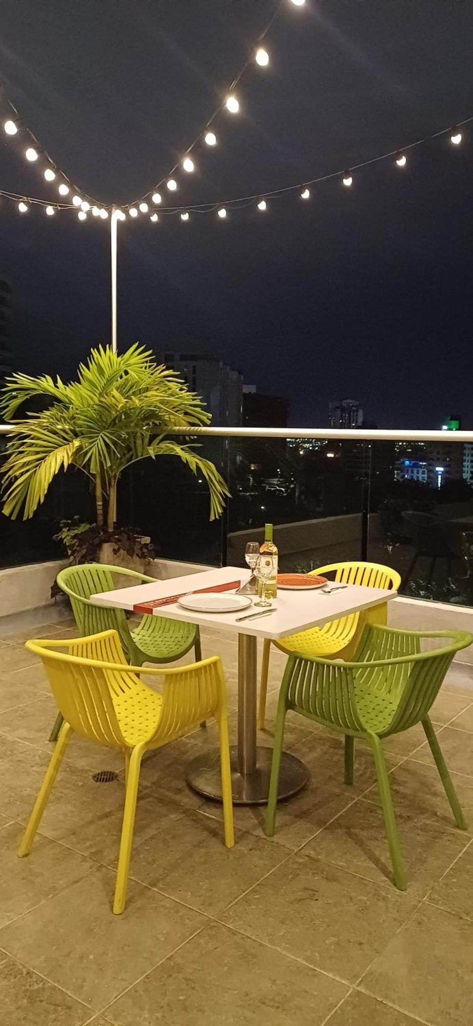 Hotel Hampton By Hilton Cali Extérieur photo